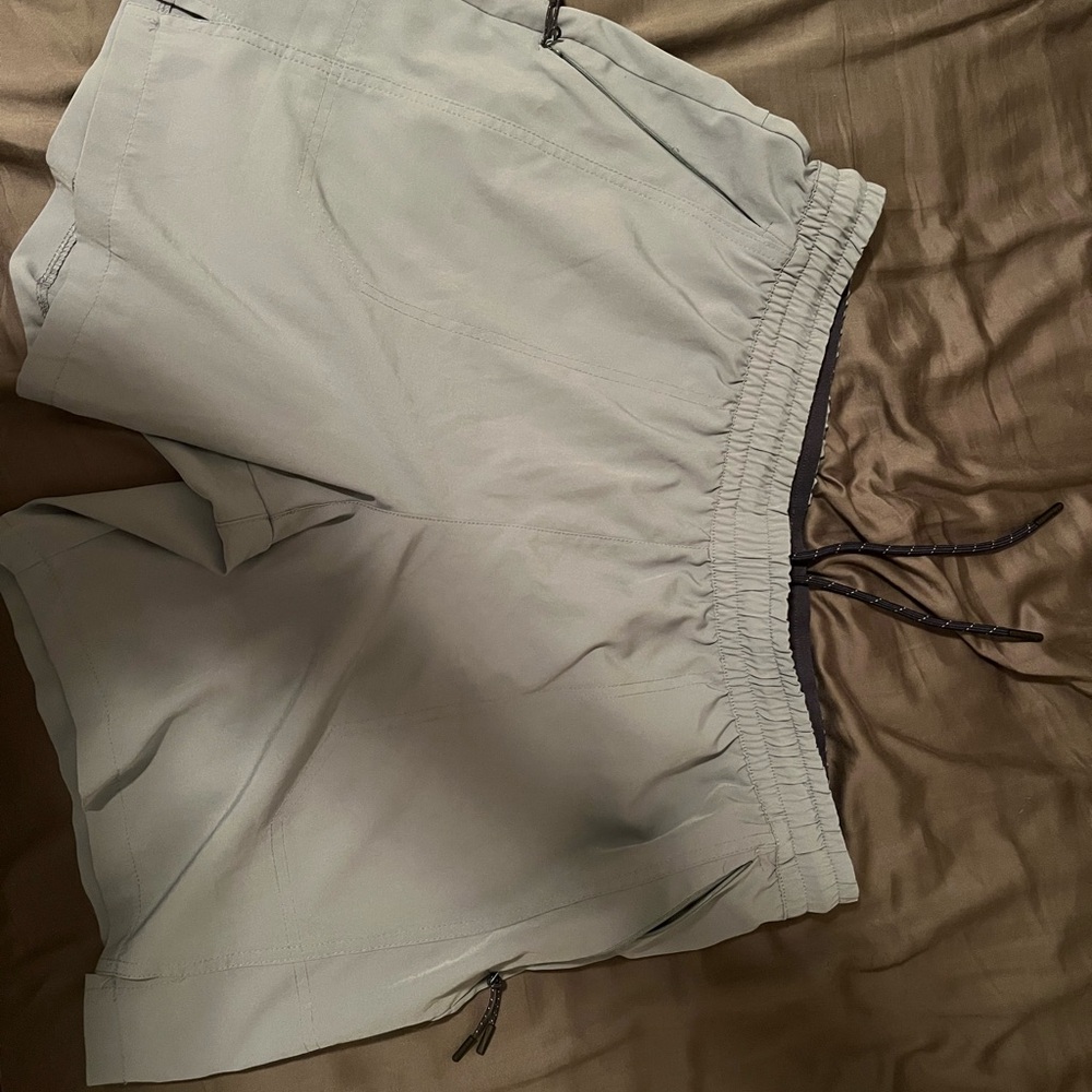 Motionwear Light Gray Hybrid Shorts